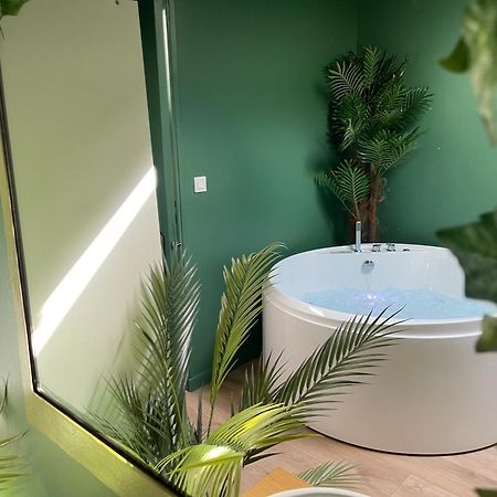 Evasion Exotique - Suite Selva - Jaccuzzi Privatif Ам'єн Екстер'єр фото